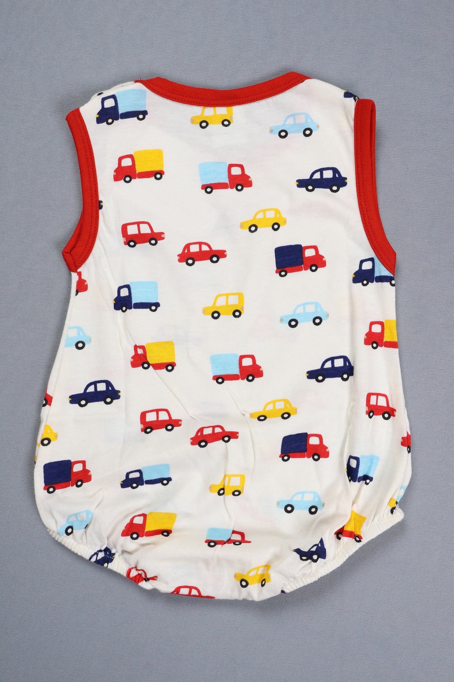 Jump suit for babies