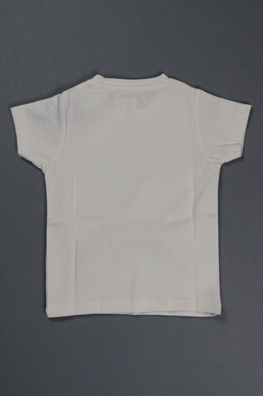 Light gray t-shirt on a dark gray background